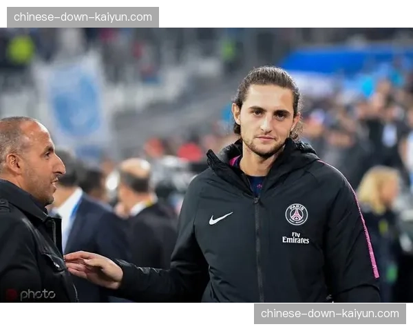 法国国家图书馆举办“足球与文学”特展,展出多部与法甲相关作品 法国国家图书馆举办“足球与文学”特展,展出多部与法甲相关作品